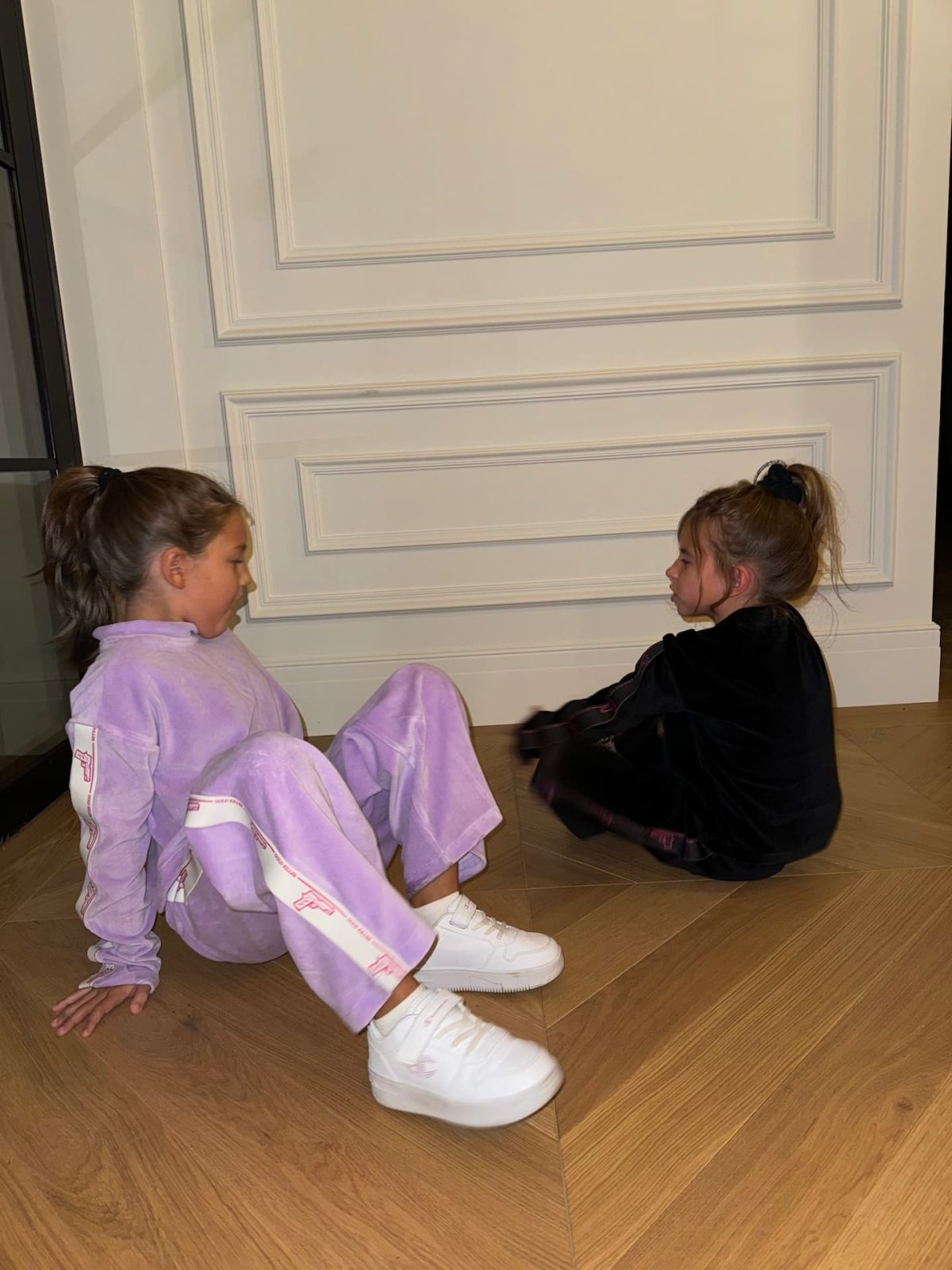 Dres welur white Kids Gold Killer